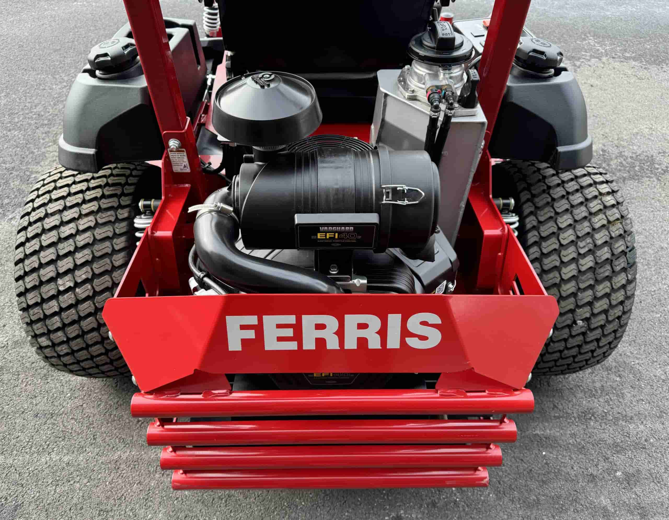 2023 FERRIS ISX 3300 40HP
